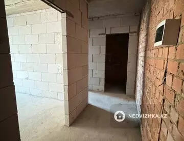 1-комнатная квартира, этаж 12 из 12, 34 м²