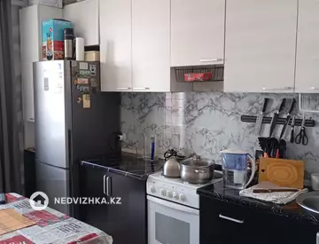 2-комнатная квартира, этаж 15 из 16, 52 м²