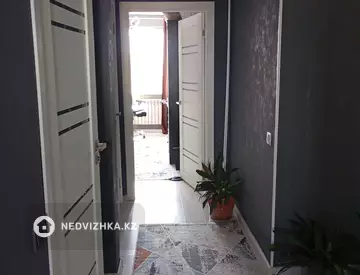 2-комнатная квартира, этаж 15 из 16, 52 м²