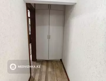 2-комнатная квартира, этаж 1 из 5, 55 м²