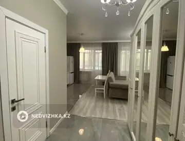 1-комнатная квартира, этаж 3 из 10, 47 м²