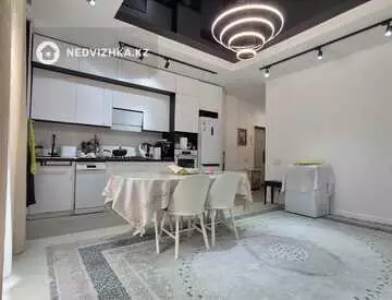 3-комнатная квартира, этаж 1 из 3, 76 м²