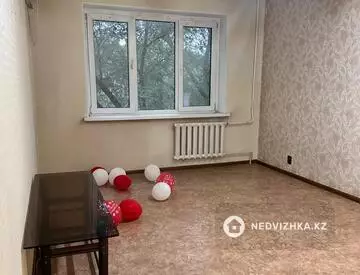 2-комнатная квартира, этаж 4 из 5, 55 м²