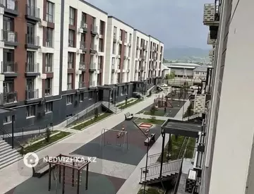 1-комнатная квартира, этаж 3 из 5, 43 м²