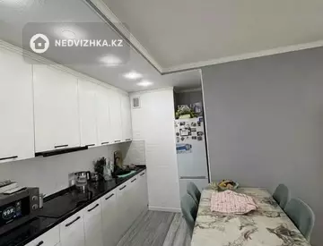 2-комнатная квартира, этаж 9 из 10, 42 м²