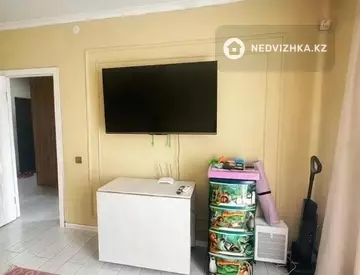 2-комнатная квартира, этаж 2 из 3, 45 м²