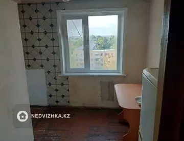 3-комнатная квартира, этаж 9 из 9, 70 м²