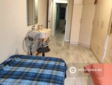3-комнатная квартира, этаж 4 из 4, 58 м²