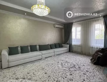 5-комнатный дом, 8 соток, 210 м²