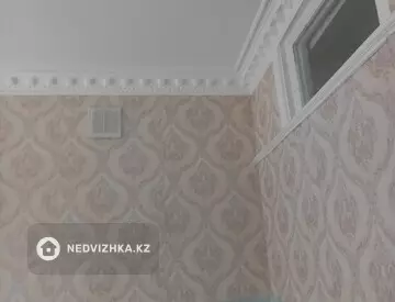 2-комнатная квартира, этаж 4 из 5, 45 м²