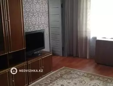 2-комнатная квартира, этаж 1 из 5, 43 м², На длительный срок