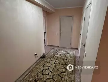 3-комнатная квартира, этаж 2 из 5, 70 м²