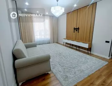 2-комнатная квартира, этаж 2 из 12, 80 м²