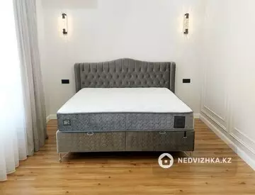 2-комнатная квартира, этаж 2 из 12, 80 м²