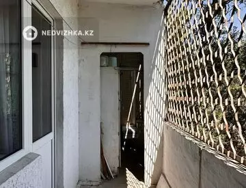 3-комнатная квартира, этаж 4 из 5, 67 м²