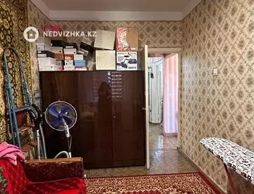 3-комнатная квартира, этаж 4 из 5, 67 м²