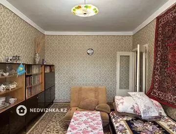 3-комнатная квартира, этаж 4 из 5, 67 м²