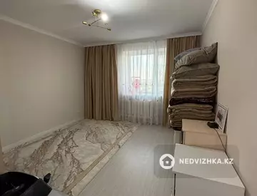 3-комнатная квартира, этаж 9 из 9, 80 м²