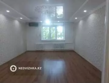 4-комнатная квартира, этаж 1 из 2, 85 м²