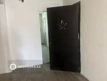 1-комнатная квартира, этаж 2 из 4, 10 м²