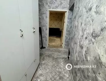 3-комнатная квартира, этаж 1 из 9, 76 м²
