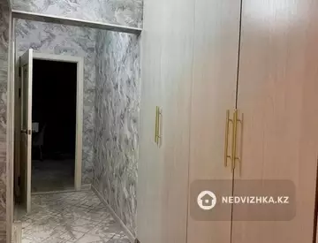 3-комнатная квартира, этаж 1 из 9, 76 м²