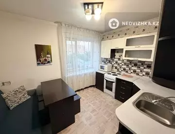 1-комнатная квартира, этаж 4 из 5, 39 м²