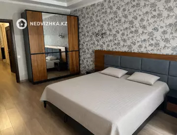 2-комнатная квартира, этаж 14 из 18, 84 м², На длительный срок