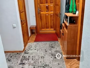 3-комнатная квартира, этаж 1 из 5, 70 м²
