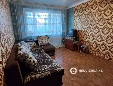 2-комнатная квартира, этаж 3 из 5, 45 м²