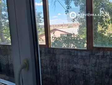2-комнатная квартира, этаж 3 из 5, 45 м²