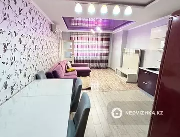 2-комнатная квартира, этаж 11 из 19, 65 м², На длительный срок