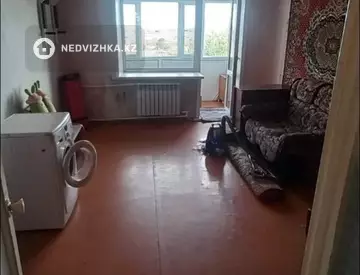 3-комнатная квартира, этаж 4 из 5, 59 м²