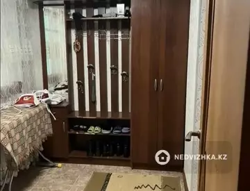 10-комнатный дом, 8 соток, 240 м²