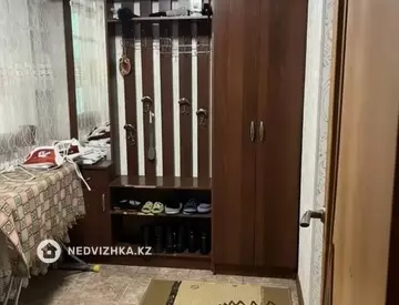 10-комнатный дом, 8 соток, 240 м²
