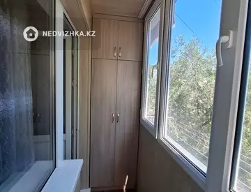 2-комнатная квартира, этаж 4 из 5, 48 м²