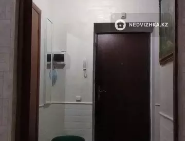 2-комнатная квартира, этаж 3 из 9, 71 м²