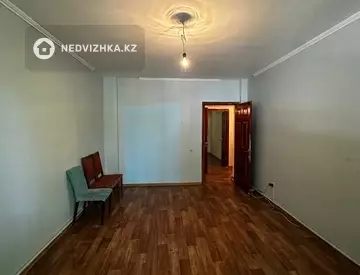 2-комнатная квартира, этаж 1 из 6, 60 м²