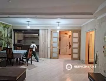 2-комнатная квартира, этаж 2 из 5, 88 м²