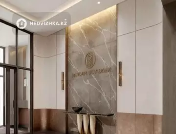 4-комнатная квартира, этаж 9 из 9, 118 м²