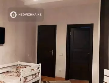 3-комнатная квартира, этаж 17 из 30, 126 м²