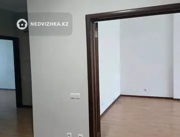 3-комнатная квартира, этаж 9 из 12, 91 м²