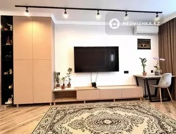 3-комнатная квартира, этаж 2 из 16, 70 м²