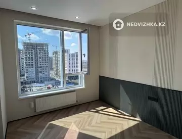3-комнатная квартира, этаж 10 из 12, 70 м²