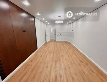 2-комнатная квартира, этаж 2 из 12, 47 м²