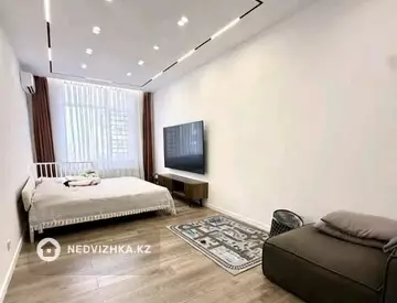 3-комнатная квартира, этаж 12 из 12, 70 м²