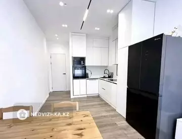 3-комнатная квартира, этаж 12 из 12, 70 м²