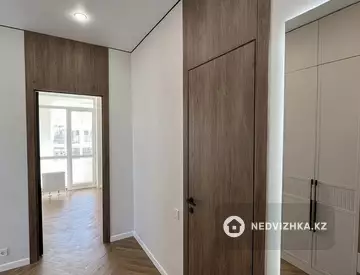 2-комнатная квартира, этаж 17 из 18, 58 м²