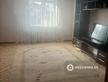 4-комнатный дом, 10 соток, 130 м², На длительный срок