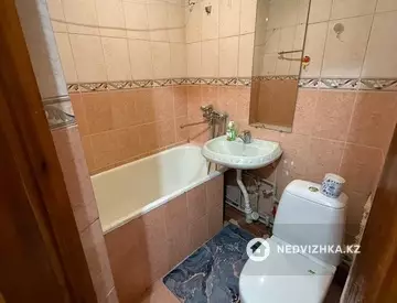 1-комнатная квартира, этаж 3 из 5, 30 м², Посуточно